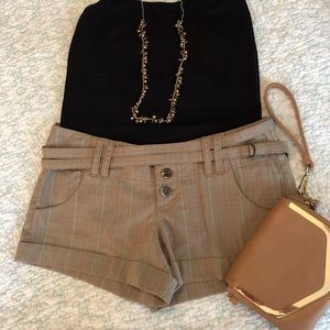 Guess Shorts, beige with blue and pink detail